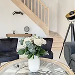 Evasion - Sdb Wc Privatif - Entrée Autonome - Grande Tv Netflix Maison d'hôtes 3*